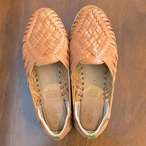 SOLS Ana (Tawny Burch) Size 8